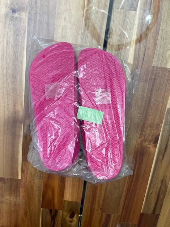 NWT Sz 8 PLT Bright Pink Wide Fit Rubber Buckle Footbed Sliders Shoes Sandals - Picture 5 of 6